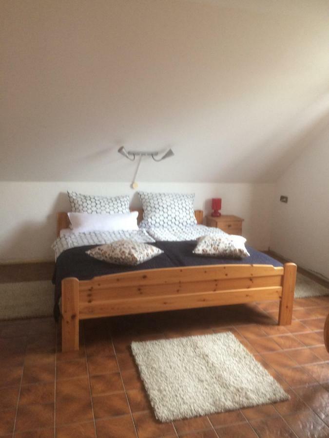 Dg Rechts 108A 2 Zimmer Apartment Dachgeschoss Holzminden Extérieur photo